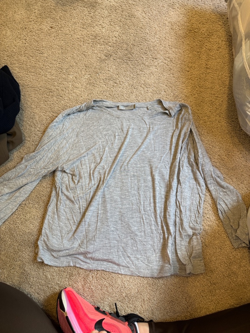 Vince Heather Gray Crewneck Long Sleeve Top